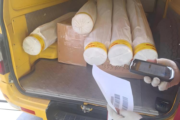 Kiváló minőségű antisztatikus szűrőszövet sikeres szállítása bolgár ügyfél számára